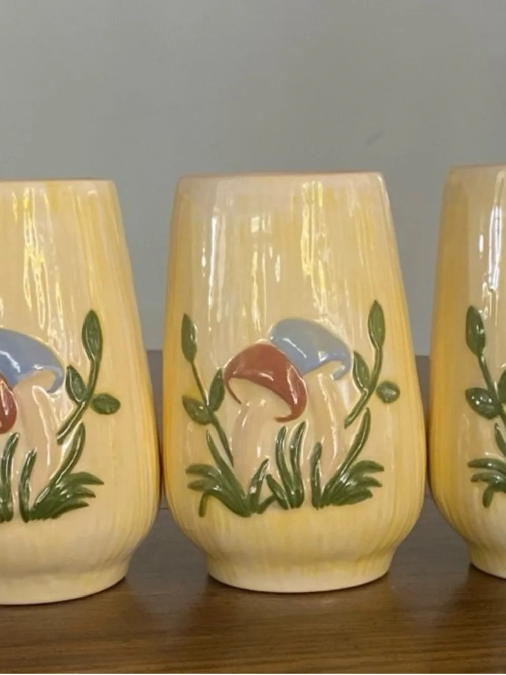 RARE Vintage 1970s Arnel's Ceramic Mushroom Tumblers - Set of 5 Yellow with Blue